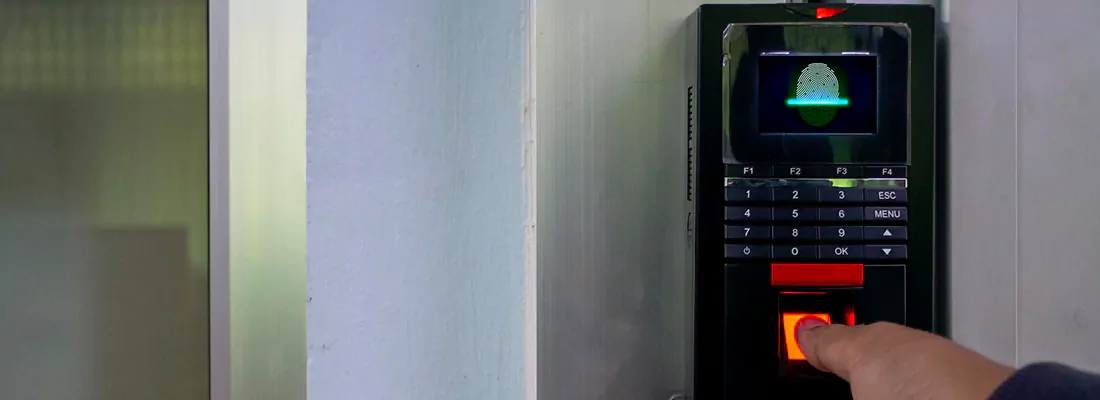 Gate Lock Maintenance Services to Ensure Durability in Oakleaf Plantation, FL