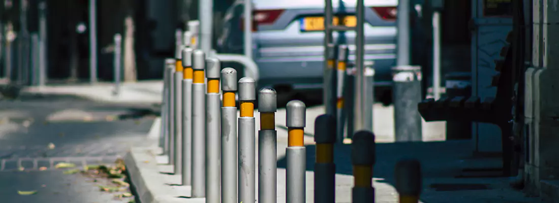 Safe and Convenient Retractable Barrier Column Systems for Properties in Oakleaf Plantation, FL